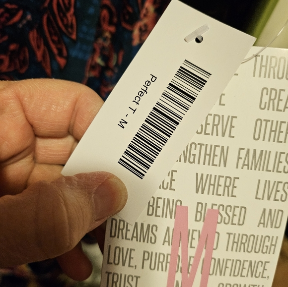 Lularoe Perfect T Size M NWT - Picture 4 of 7